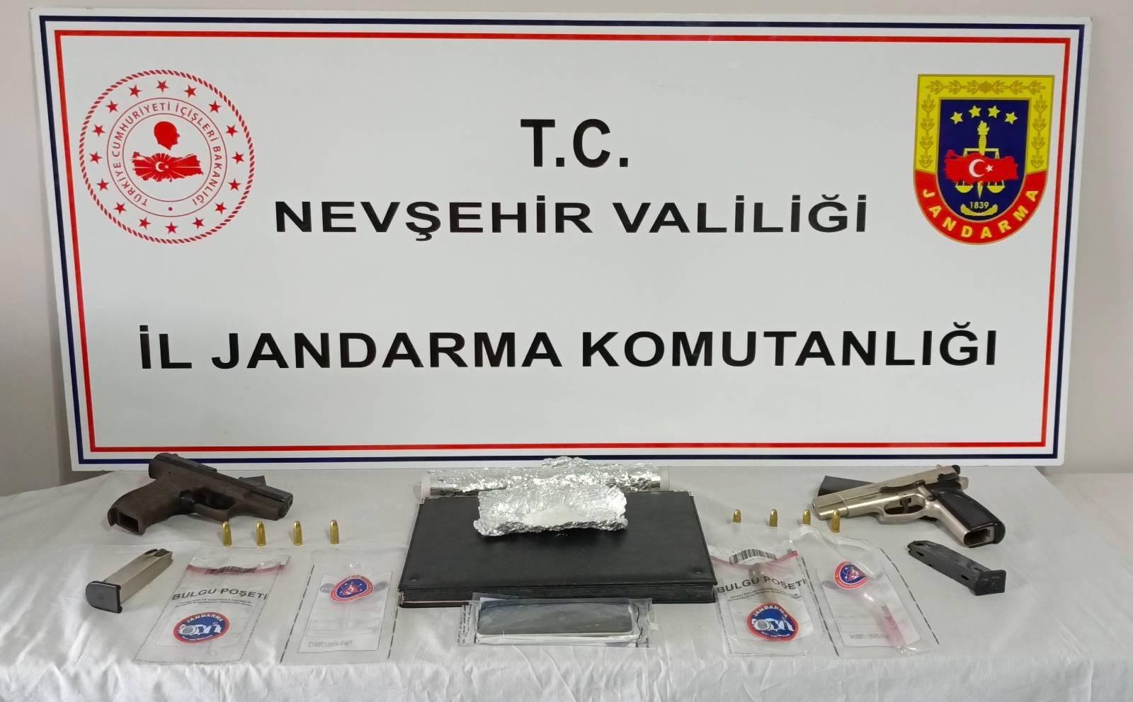 Nevşehir'de Uyuşturucu Operasyonu: 11 Şüpheliye Adli İşlem, 2 Kişi Tutuklandı